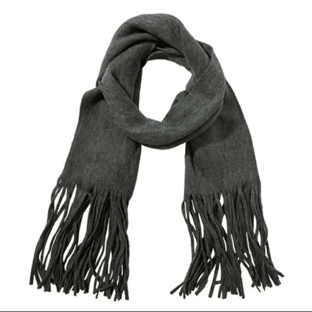 NWT Lucky‎ Brand gray soft long fringe scarf